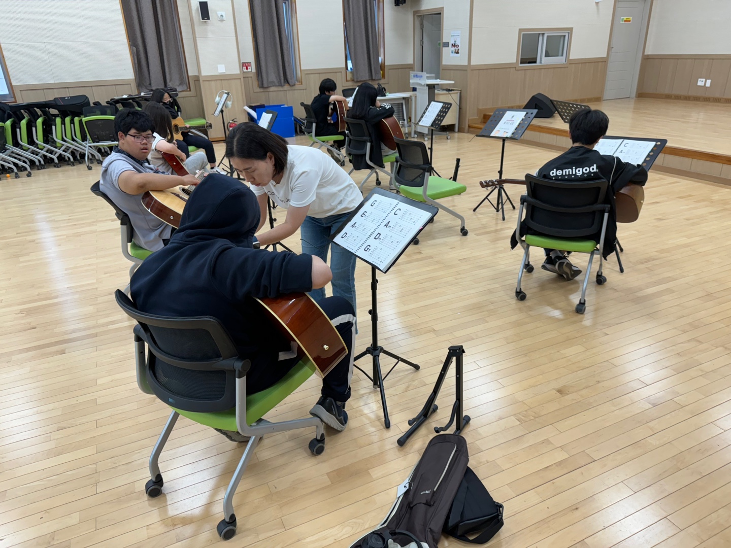 3. 기타.jpg